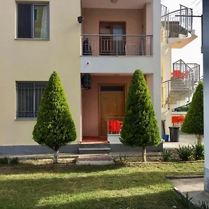Apartment Shyqi, Velipojë